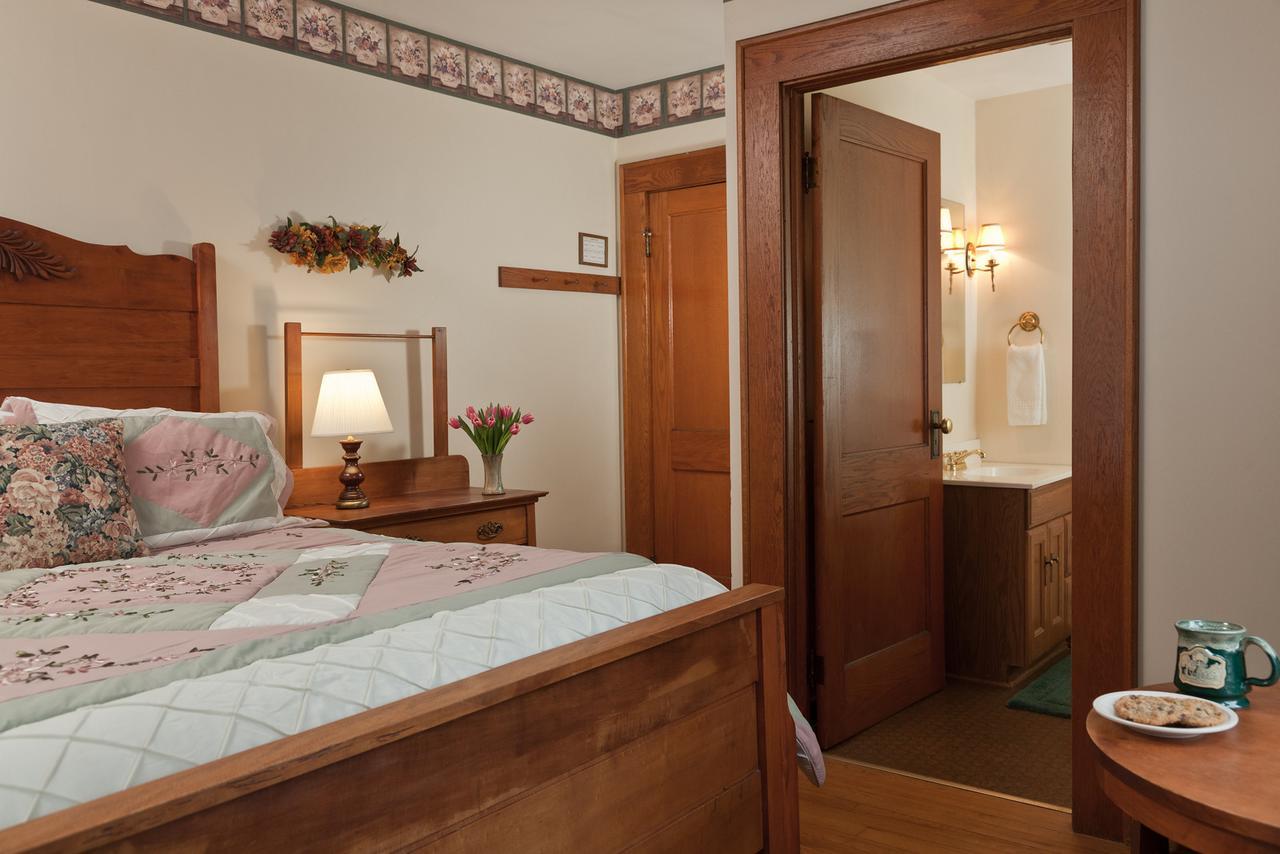 The White Oak Inn Zuck Dış mekan fotoğraf