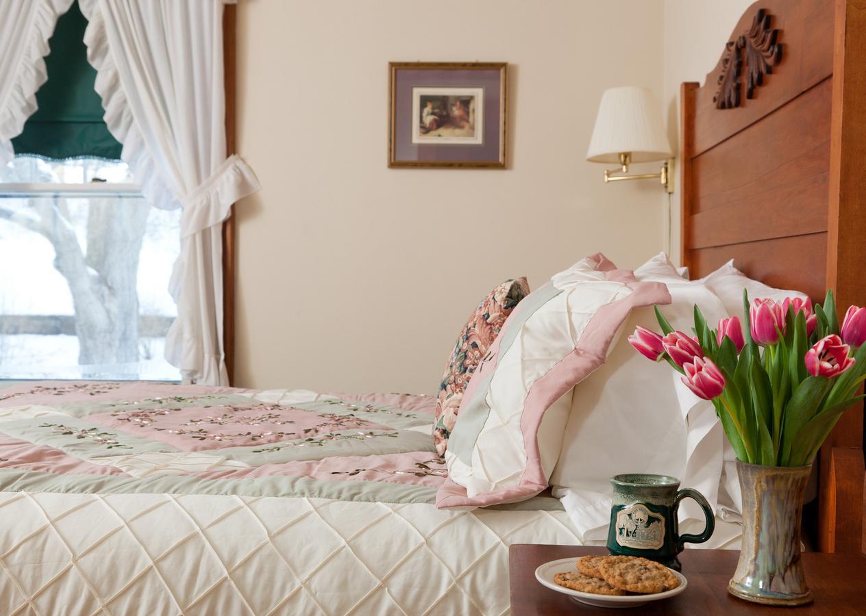 The White Oak Inn Zuck Dış mekan fotoğraf